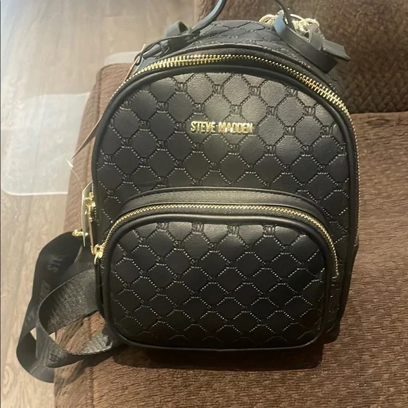 Steve Madden | Bags | Steve Madden Quilted Black Backpack  display picture 2
